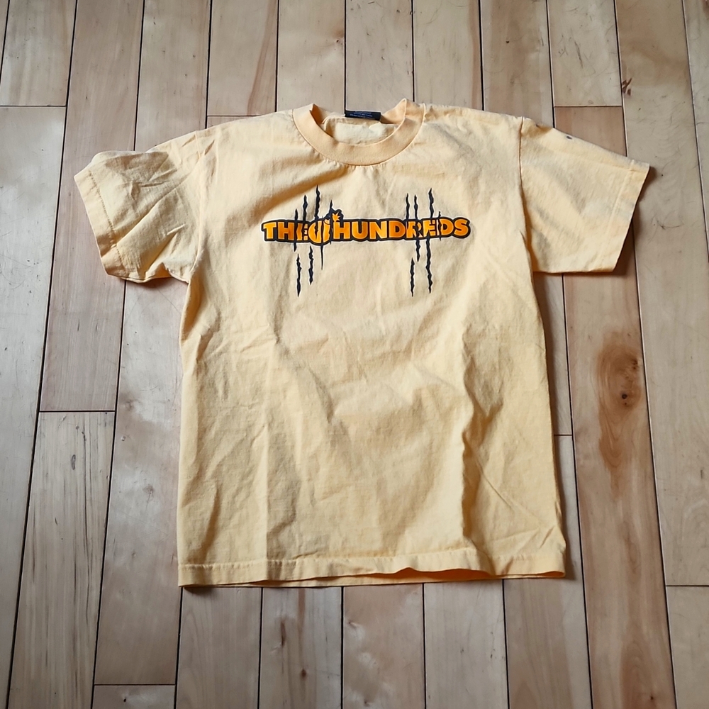 Men's small graphic tee